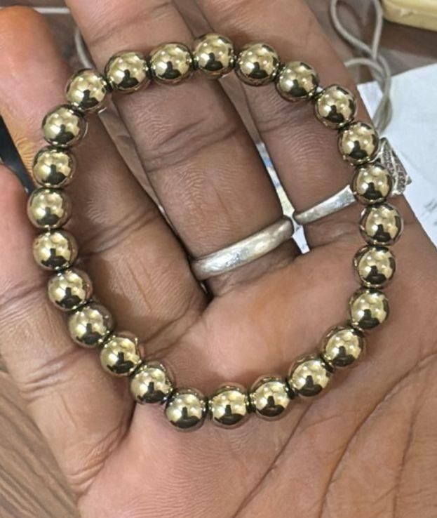 Unisex Gold Bead Money Magnet Bracelet