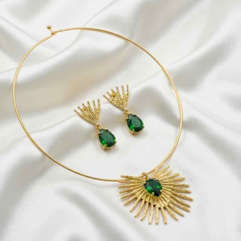 Radiant Gold-Plated Necklace Set with Earrings