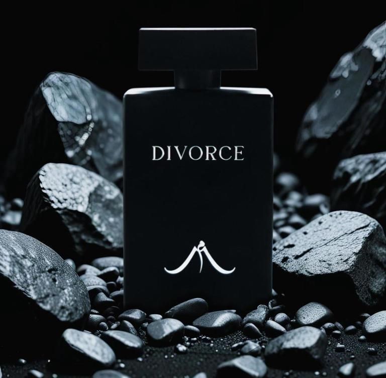 Divorce Paris Eau de Parfum for Women