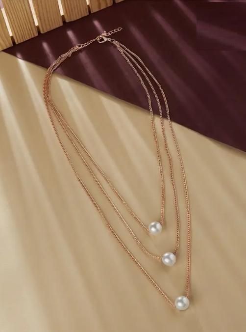 Opéra Glow Triple-Layer Pearl Necklace
